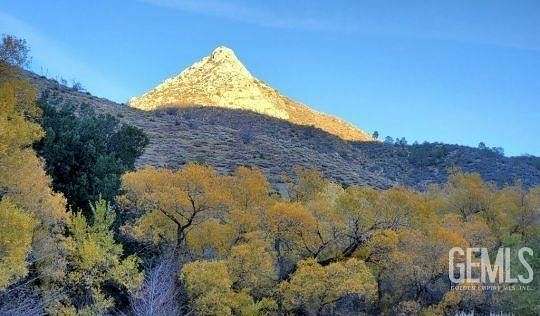 304 Acres of Recreational Land & Farm for Sale in Lake Isabella, California