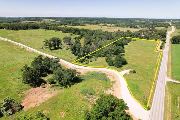 10 Acres of Land for Sale in Fair Play, Missouri