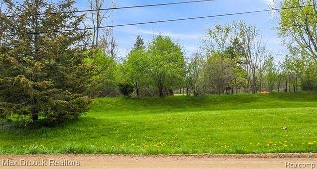 1.74 Acres of Residential Land for Sale in West Bloomfield, Michigan