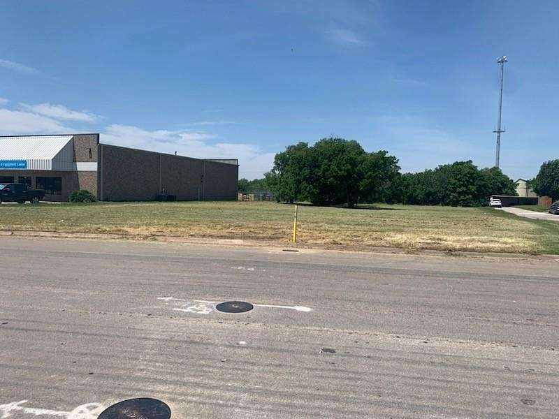 1 Acre of Commercial Land for Sale in Denton, Texas