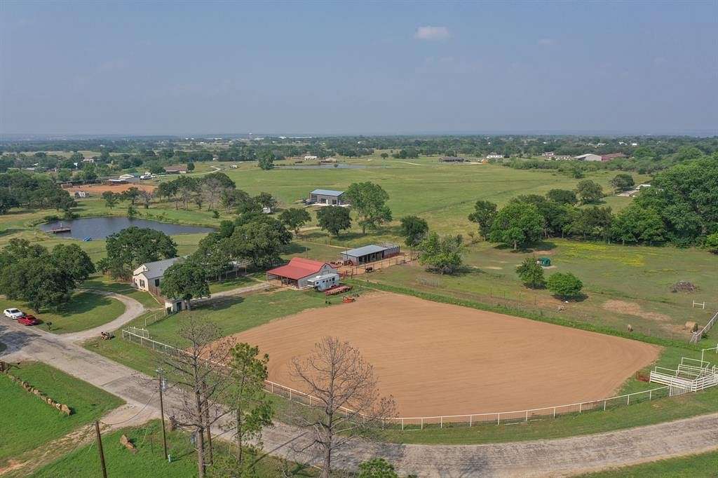 4.597 Acres of Residential Land with Home for Sale in Mineral Wells, Texas