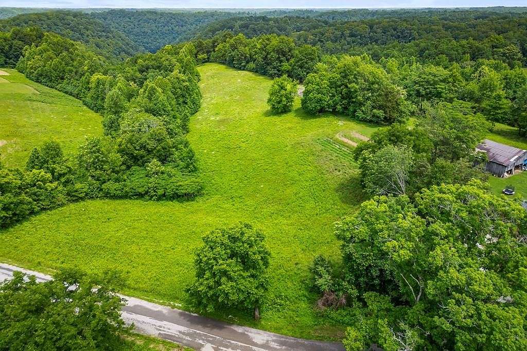 1.59 Acres of Residential Land for Sale in Baxter, Tennessee