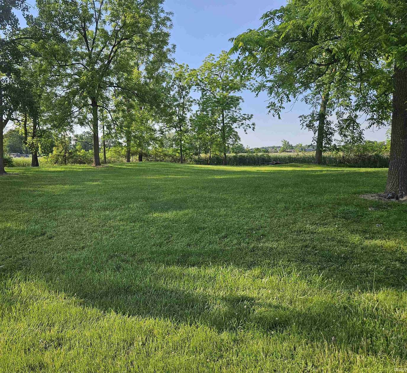 4.5 Acres of Residential Land for Sale in Syracuse, Indiana