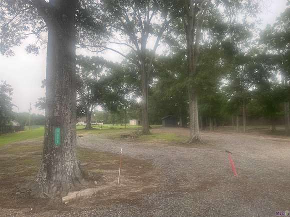 1.21 Acres of Residential Land for Sale in Zachary, Louisiana
