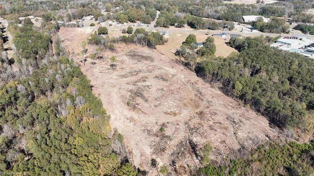 15.7 Acres of Land for Sale in Eden, North Carolina