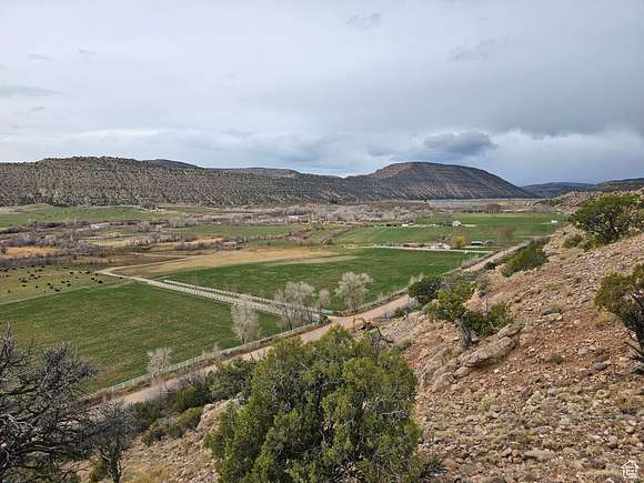 600 Acres of Agricultural Land with Home for Sale in Duchesne, Utah