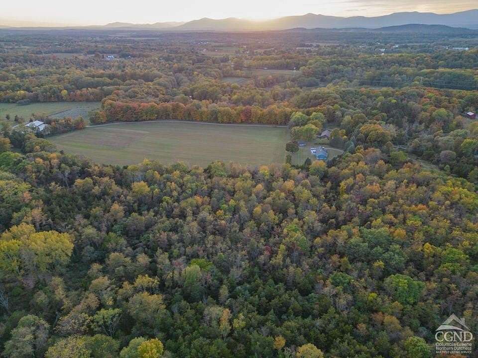 19.9 Acres of Agricultural Land for Sale in Hudson, New York