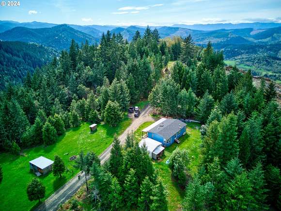 80 Acres of Agricultural Land with Home for Sale in Winston, Oregon