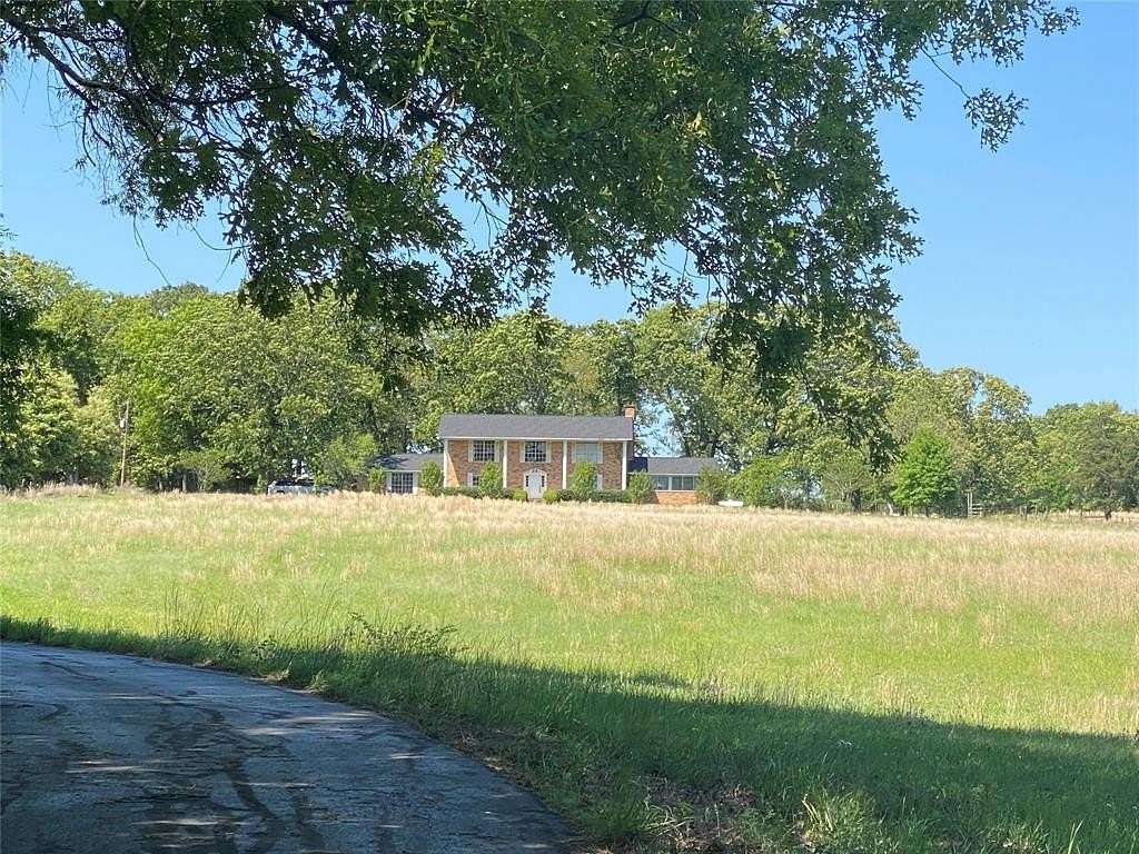 50 Acres of Land with Home for Sale in New Boston, Texas