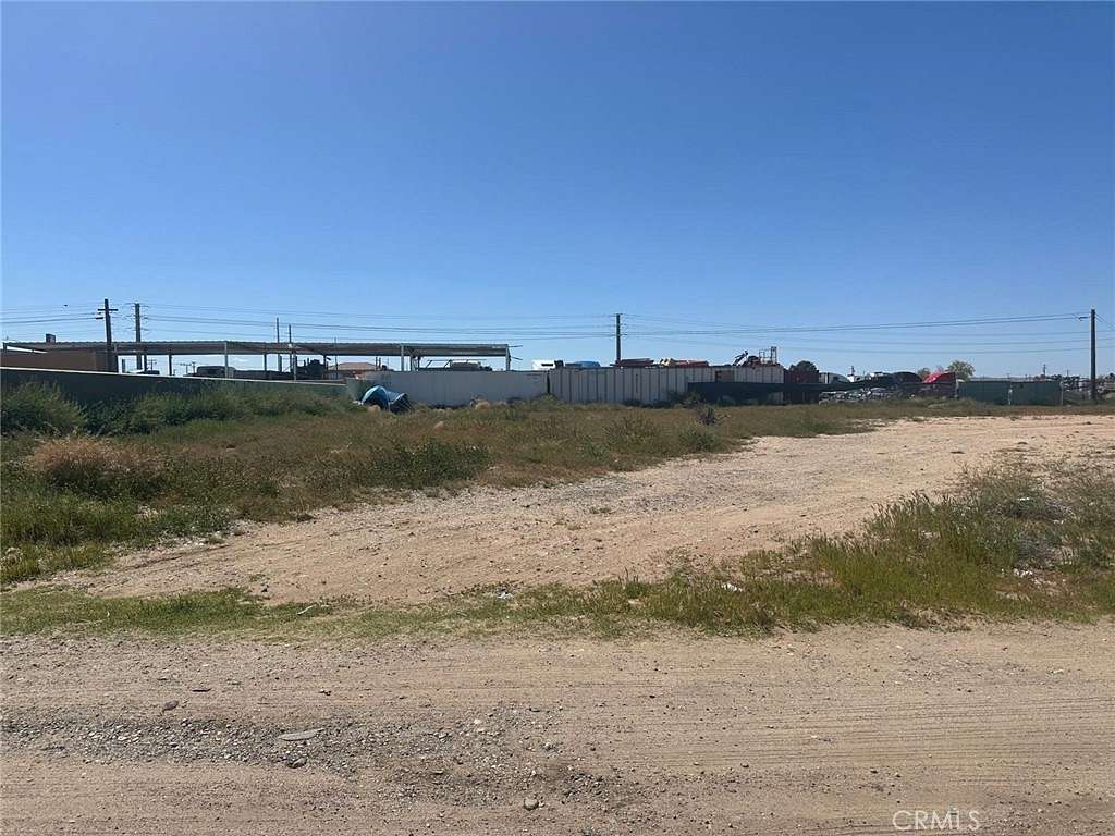 1 Acre of Commercial Land for Sale in Adelanto, California