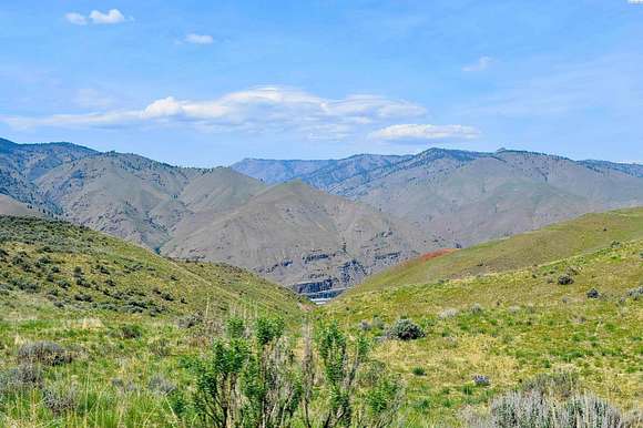 20.1 Acres of Agricultural Land for Sale in East Wenatchee, Washington