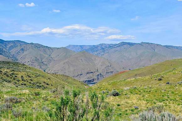 20.05 Acres of Agricultural Land for Sale in East Wenatchee, Washington