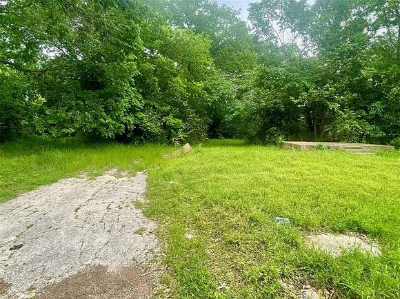 0.25 Acres of Residential Land for Sale in Sulphur Springs, Texas