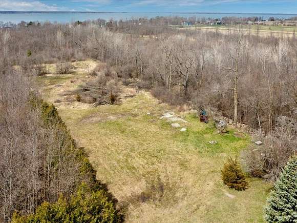 3.9 Acres of Residential Land for Sale in St. Albans Town, Vermont