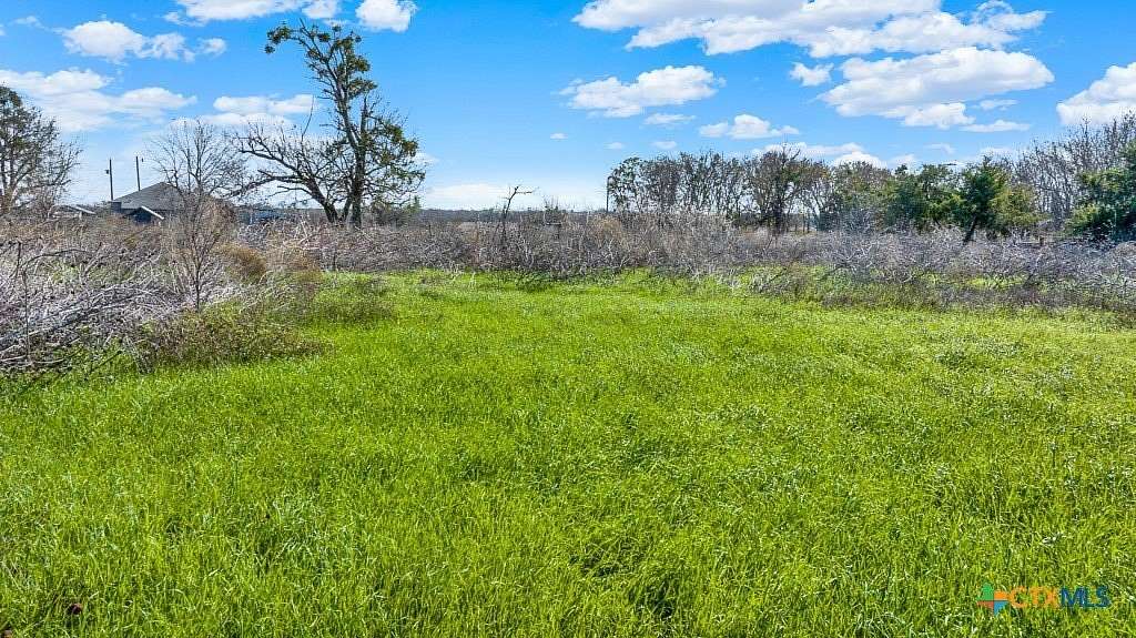 8.015 Acres of Improved Land for Sale in Holland, Texas