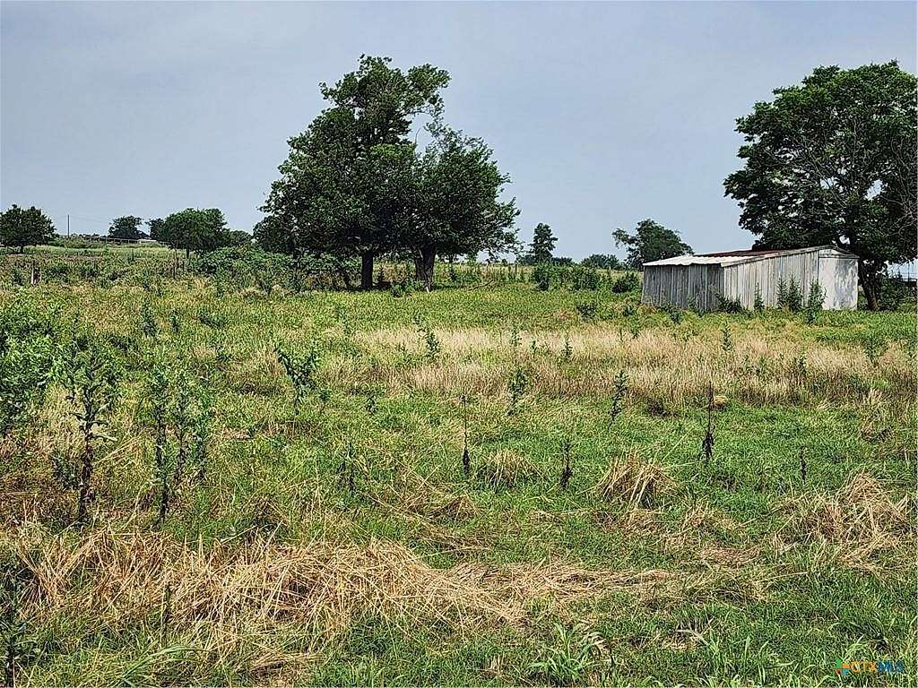 8 Acres of Improved Land for Sale in Salado, Texas