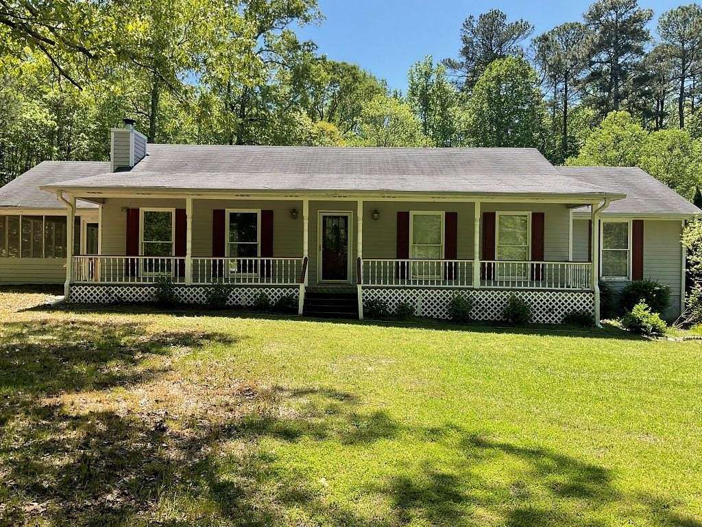 4.3 Acres of Residential Land with Home for Sale in Auburn, Georgia
