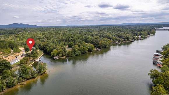 5.8 Acres of Residential Land with Home for Sale in Hot Springs, Arkansas