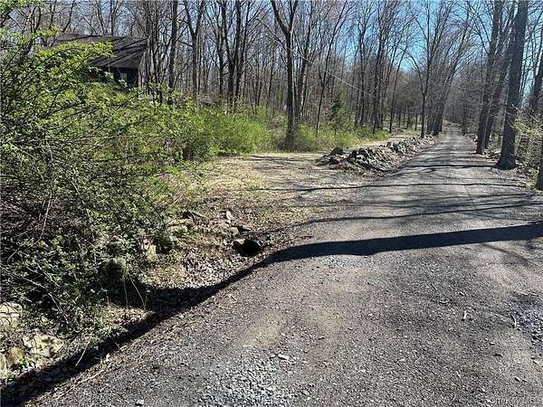 5 Acres of Residential Land for Sale in Wallkill Town, New York