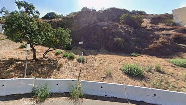 0.35 Acres of Land for Sale in Los Angeles, California