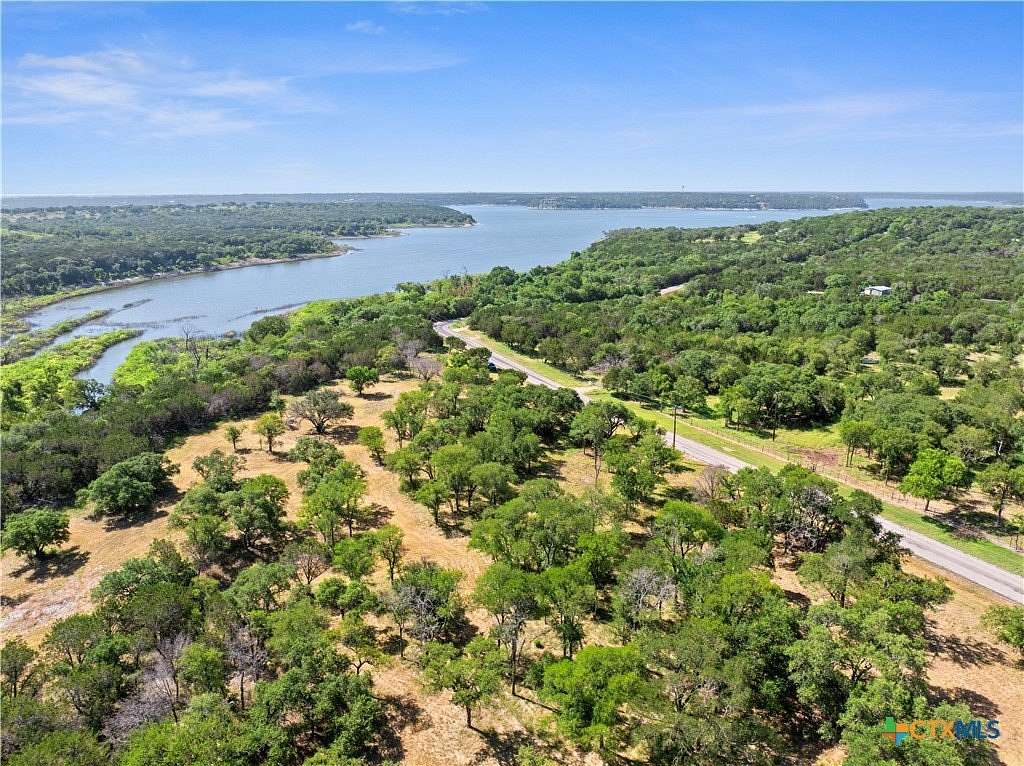 1.86 Acres of Residential Land for Sale in Gatesville, Texas