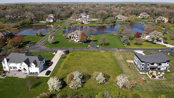 0.92 Acres of Residential Land for Sale in Wayne, Illinois