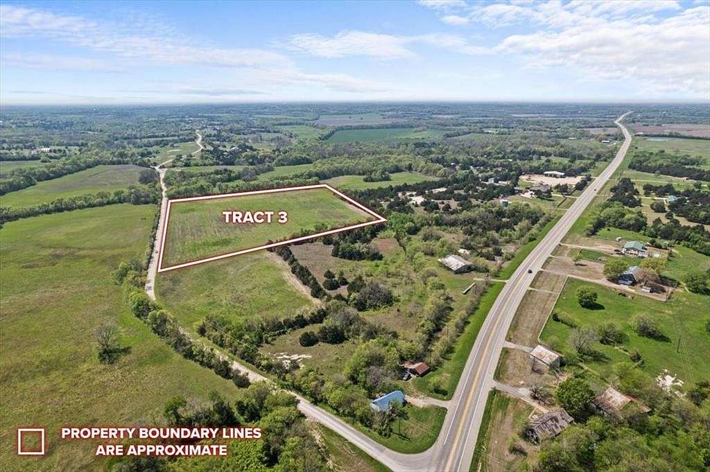 15.7 Acres of Land for Sale in Trenton, Texas