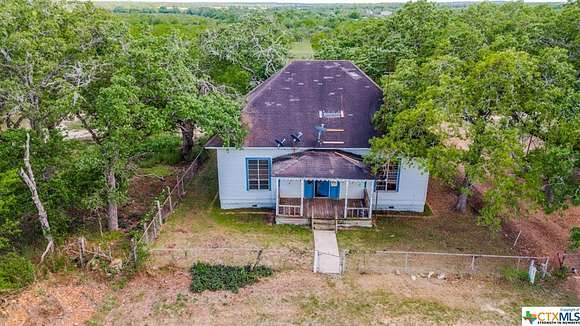 10 Acres of Residential Land with Home for Sale in Kingsbury, Texas