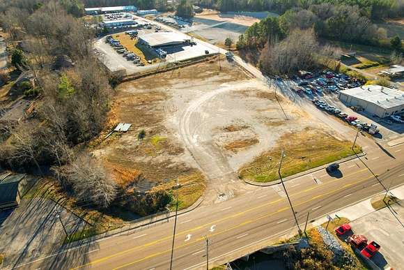 2.85 Acres of Commercial Land for Sale in Lexington, Tennessee