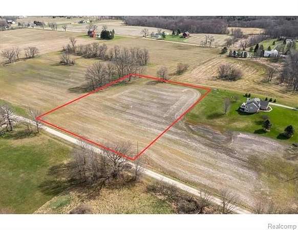2.66 Acres of Residential Land for Sale in Howell, Michigan