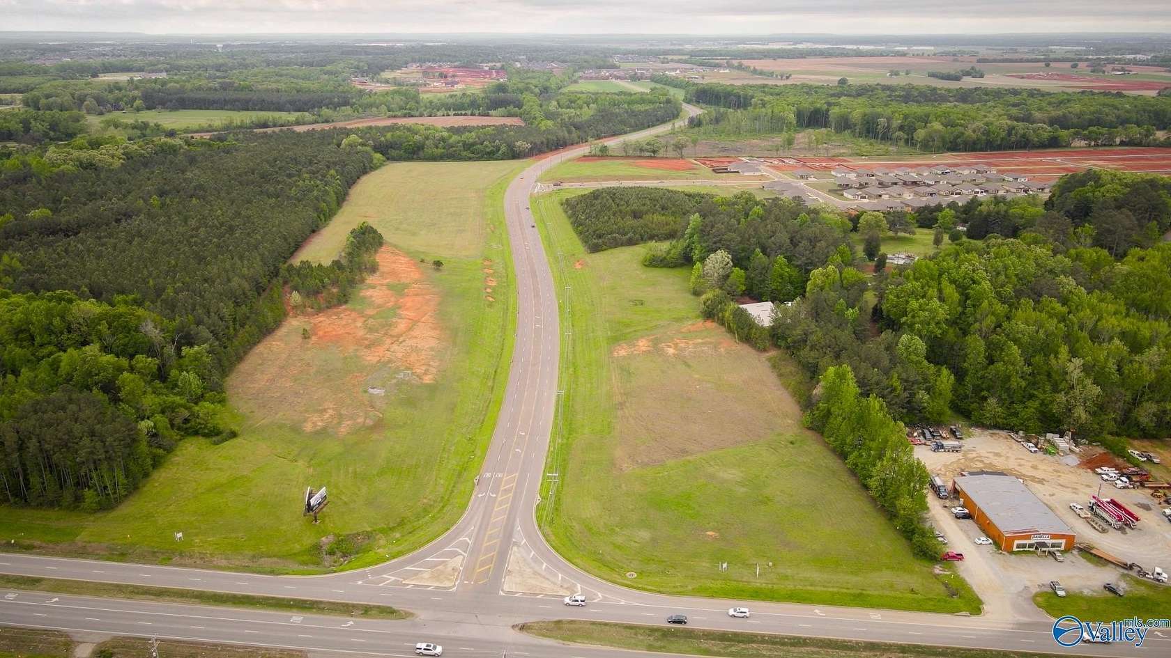20 Acres of Mixed-Use Land for Sale in Huntsville, Alabama