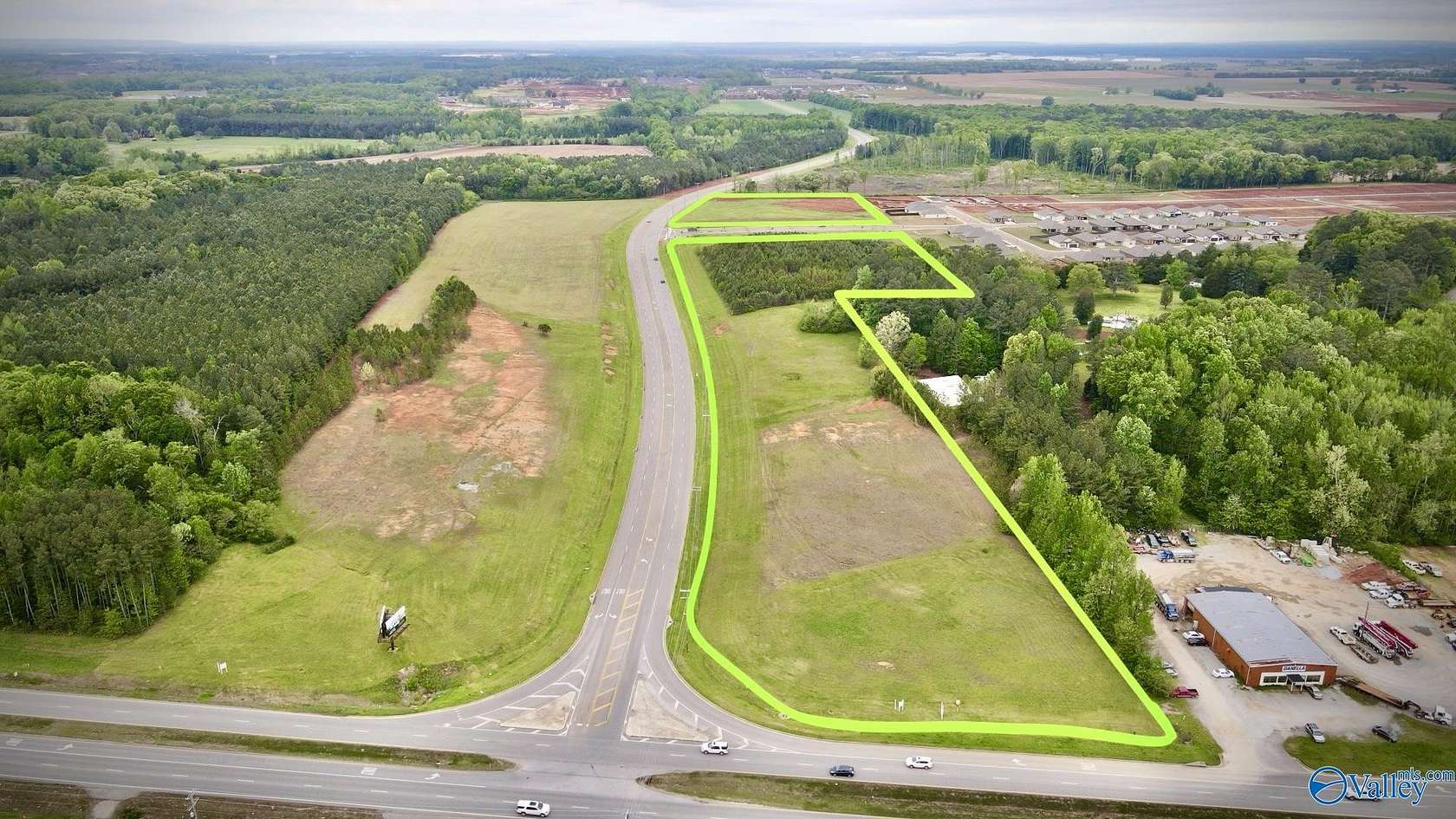 17 Acres of Land for Sale in Huntsville, Alabama