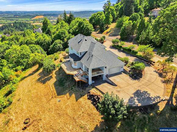 4.8 Acres of Residential Land with Home for Sale in Corvallis, Oregon