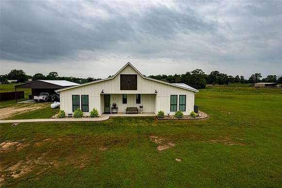 4.7 Acres of Residential Land with Home for Sale in Detroit, Texas
