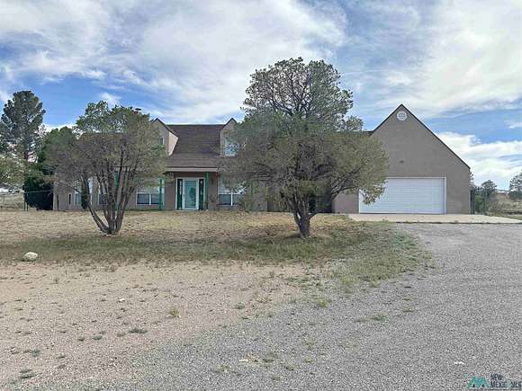6 Acres of Residential Land with Home for Sale in Roswell, New Mexico