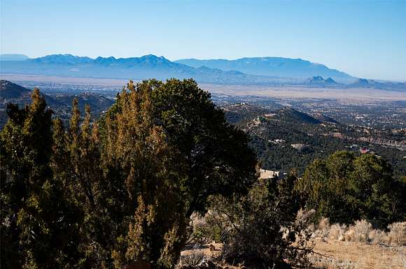 10 Acres of Residential Land for Sale in Santa Fe, New Mexico