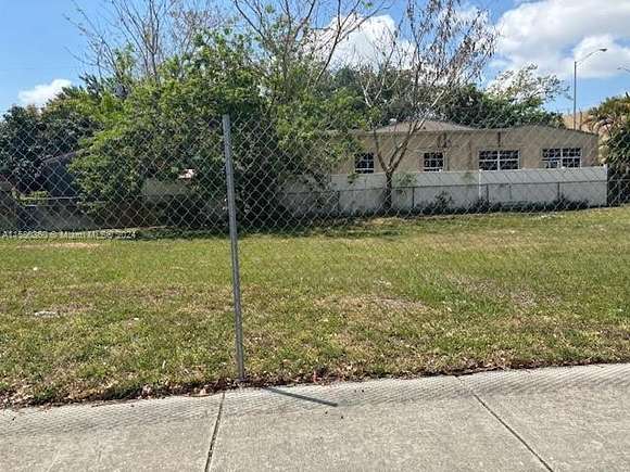 0.12 Acres of Residential Land for Sale in Miami, Florida