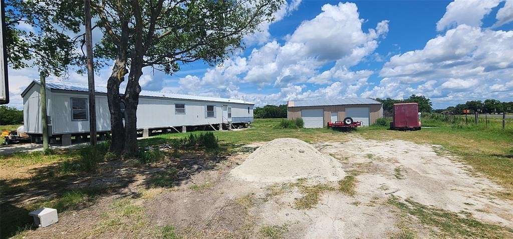6 Acres of Land with Home for Sale in Mexia, Texas