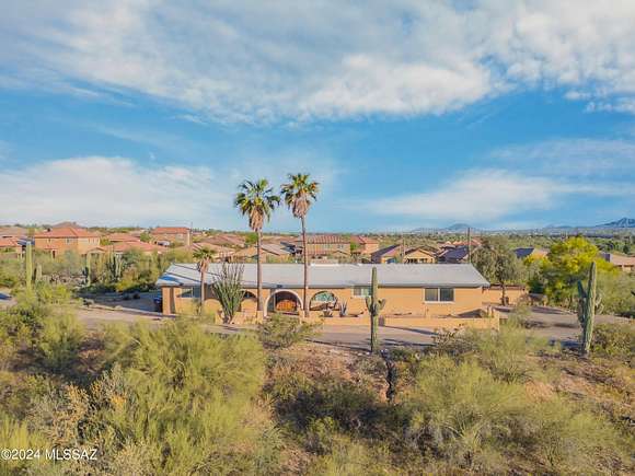 2 Acres of Residential Land with Home for Sale in Tucson, Arizona