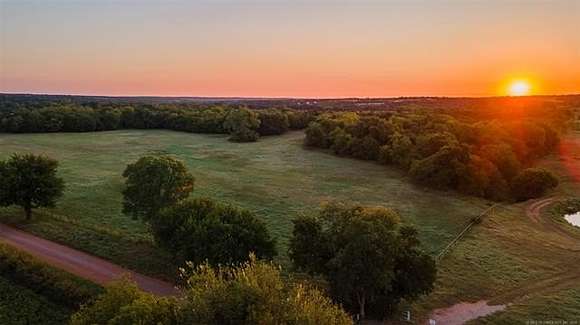 16 Acres of Recreational Land & Farm for Sale in Guthrie, Oklahoma