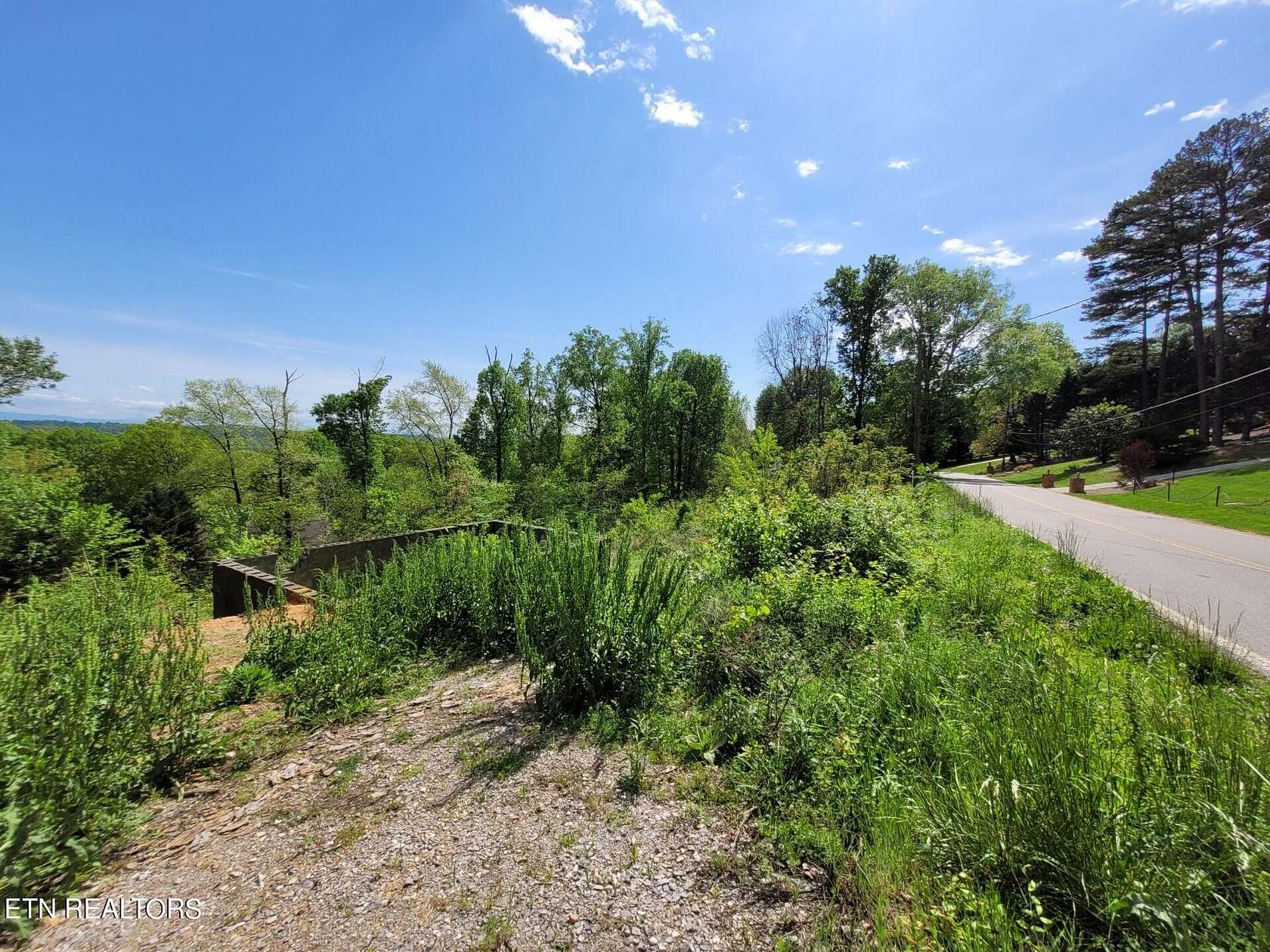 0.43 Acres of Residential Land for Sale in Knoxville, Tennessee