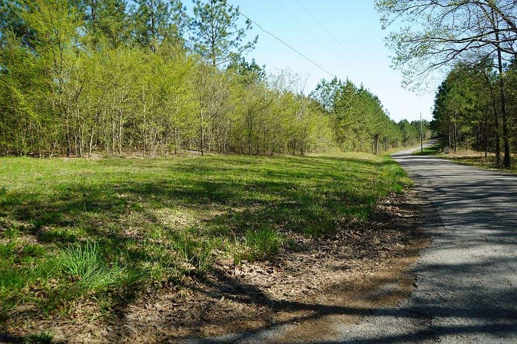 5.1 Acres of Residential Land for Sale in Dover, Tennessee