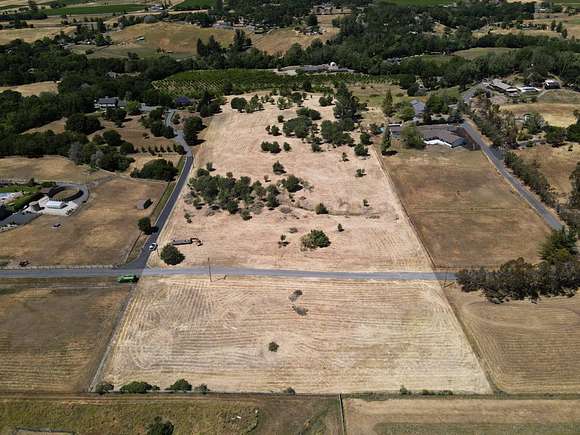 9.4 Acres of Mixed-Use Land for Sale in Santa Rosa, California
