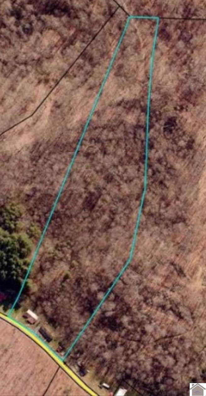 6 Acres of Residential Land for Sale in Prestonsburg, Kentucky