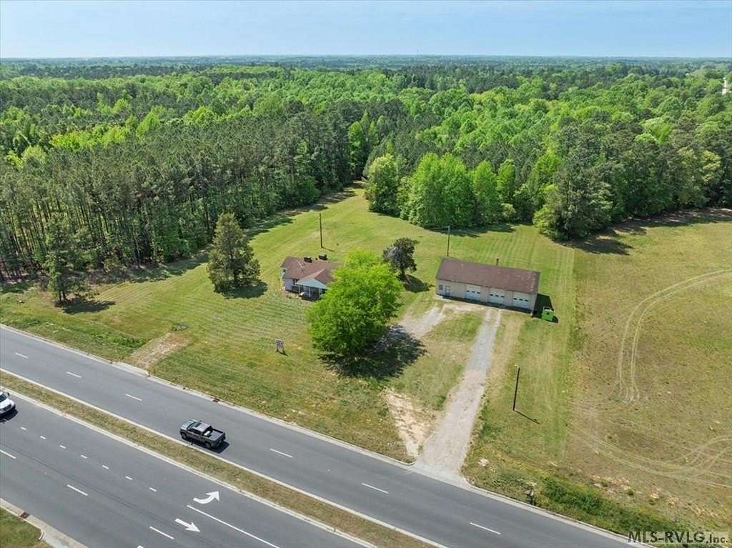 6.327 Acres of Residential Land with Home for Sale in Roanoke Rapids, North Carolina