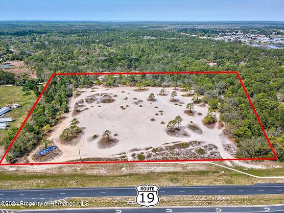 15.7 Acres of Commercial Land for Sale in Weeki Wachee, Florida