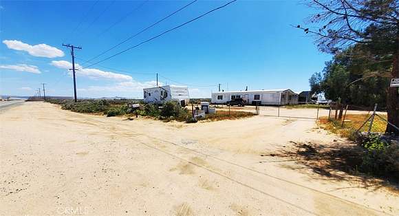 20 Acres of Land with Home for Sale in Hinkley, California