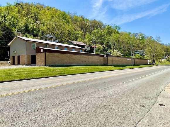 0.5 Acres of Mixed-Use Land for Sale in Pikeville, Kentucky