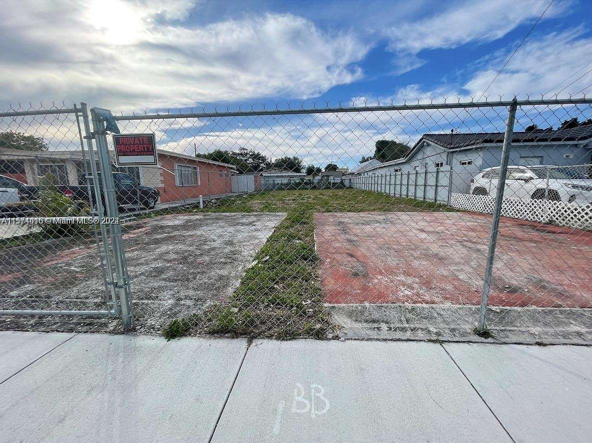 0.25 Acres of Residential Land for Sale in Miami, Florida