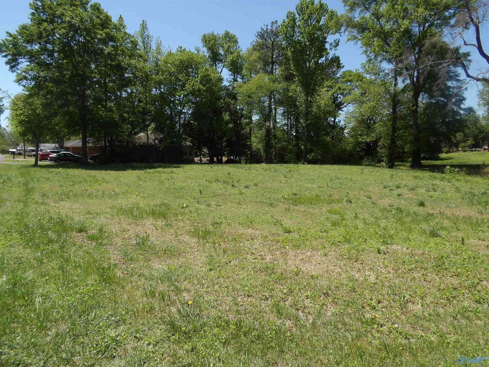 0.75 Acres of Land for Sale in Boaz, Alabama